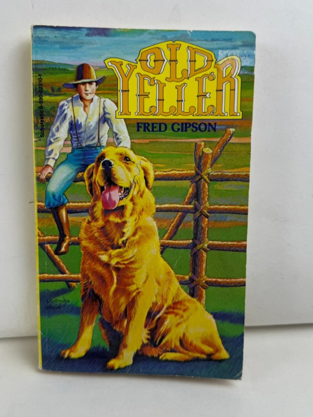 Old Yeller by Fred Gipson Paperback Scholastic Vintage Children's Classic Dog